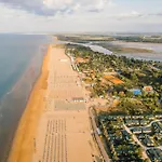 Comfy&Cozy Flat Next To The Beach - Beahost